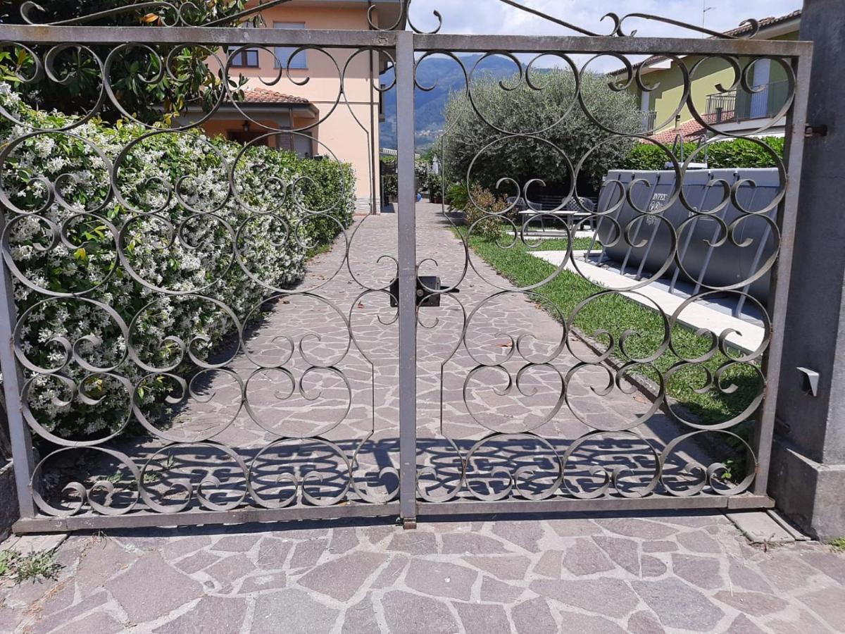 Kevin House Villa Marlia Buitenkant foto